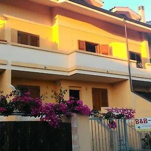 Cuccuru E Portu Bed & Breakfast Santa Giusta